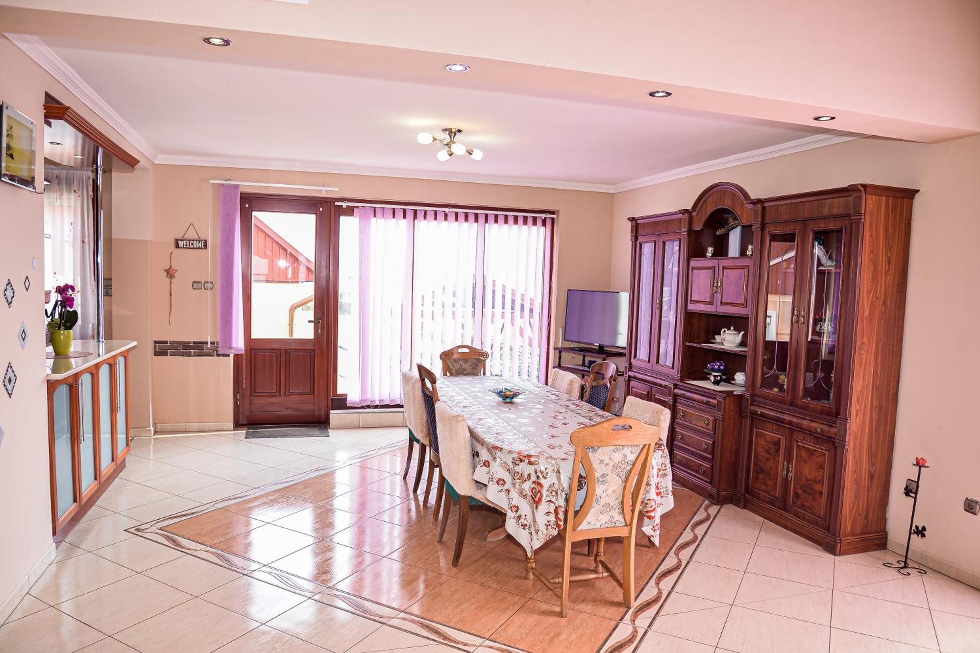 Hajnal Apartman Hajdúszoboszló Exterior foto